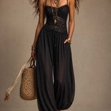 Laia | Macacão Halter de Renda Fluida