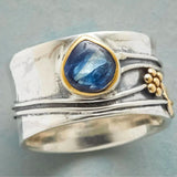 Inés - Anel Vintage de Safira Azul Prata Banhado a Ouro