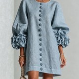 Vestido Mini Floral com Botões e Punhos Florais Marcantes