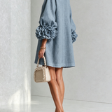 Vestido Mini Floral com Botões e Punhos Florais Marcantes