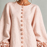Vestido Mini de Manga Longa Floral Rosa com Botões e Punhos Florais Impressionantes (Edição de Manga Longa)