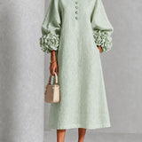 Vestido Midi Botão Floral Sage Mist com Punhos Florais Marcantes