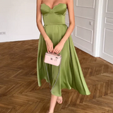 Marija | Elegante Vestido Midi Sem Alças