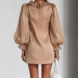 Vestido Mini Liso com Mangas Bufantes e Rendas